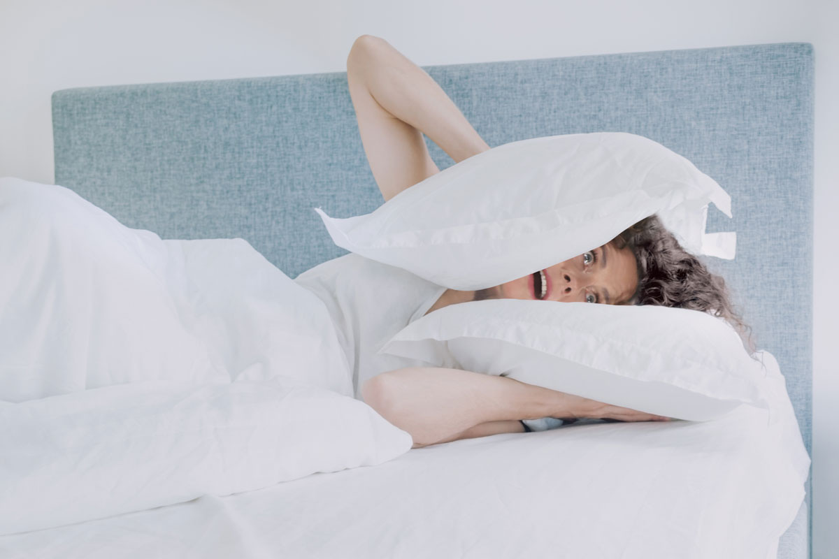 VON SCHLAFSTÖRUNGEN GEPLAGT. WIE L-TRYPTOPHAN UND BERUHIGENDE PFLANZENEXTRAKTE FÜR GESUNDEN SCHLAF SORGEN.